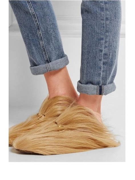 8 Desain Alas Kaki Ini Nyeleneh Banget Bikin Gagal Paham Hot Liputan6