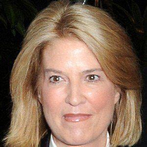 Greta Van Susteren - Bio, Family, Trivia | Famous Birthdays