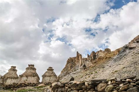 Eerily beautiful abandoned places in India! | Times of India Travel