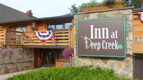 Inn At Deep Creek Oakland Maryland Located On Deep Creek Lake This Hotel Offers A Private