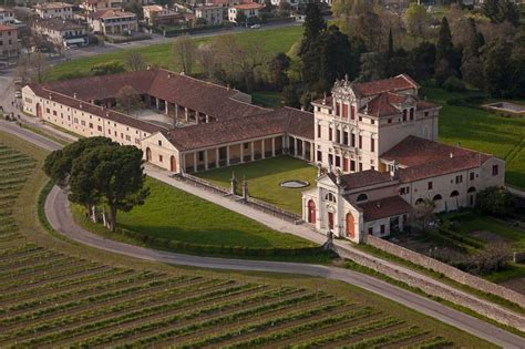 Venetian Villas: discover an italian UNESCO world heritage