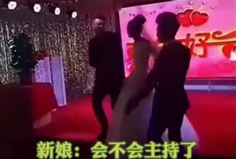 “祝新郎官夜夜换新娘”婚礼现场新娘发飙，抽了主持人一巴掌！ 侵权 新娘 主持人 新浪新闻