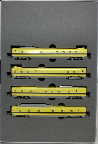 Type 923 3000 Shinkansen Dr Yellow 4 Car Add On Set TexNrails