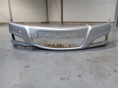 OPEL Astra H Zderzak przód LIFT OE 13225746 13225746 za 125 zł z Gorzów