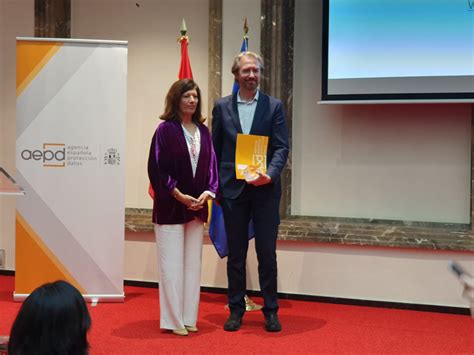 La Aepd Premia A Fundaci N Anar En Los Premios Protecci N De Datos