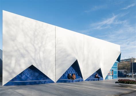 Facade Of Dutch Eu Building Uses 3d Printed Bioplastic