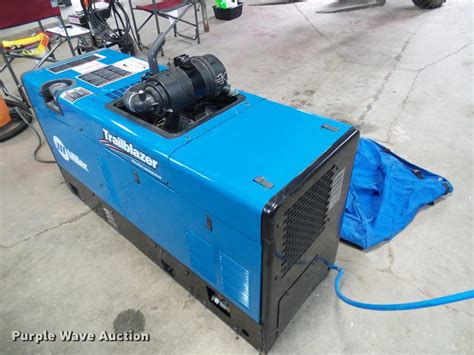 2017 Miller Trailblazer 302 Air Pak Weldergenerator With Air