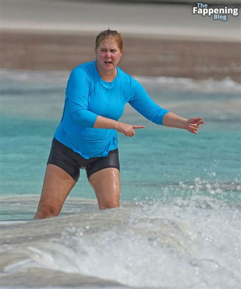 Amy Schumer Chris Fischer Have Fun At The Beach In St Barts 72