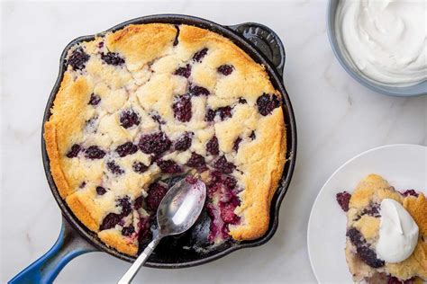 Easy Blackberry Cobbler Recipe