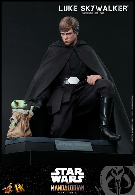 The Mandalorian Luke Skywalker Jedi Knight Figure By Hot Toys The