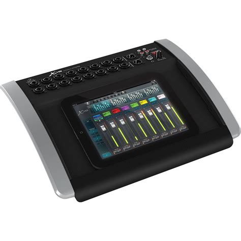 Behringer X18 - Compact 18-Input Digital iPad/Tablet Mixer X18