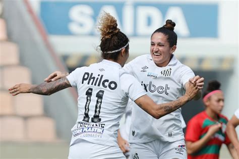 Santos X Portuguesa Sereias Da Vila Goleiam No Paulist O Feminino