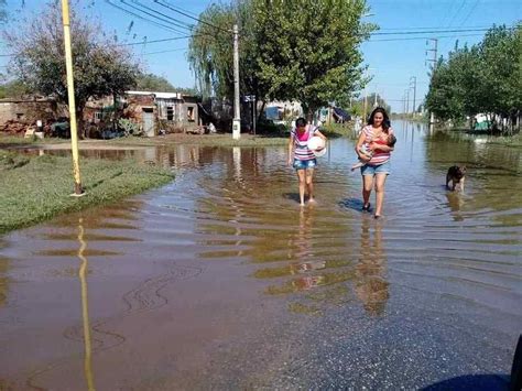 Inundaciones En Laspiur El Agua Empez A Bajar Pero Quedan Evacuados