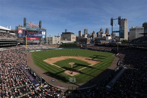 Miami Marlins Stadium Tour Series: Comerica Park