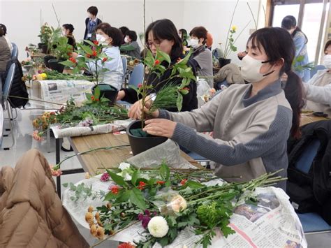 県産花きと触れ合い フラワーアレンジメント Jaおおいた