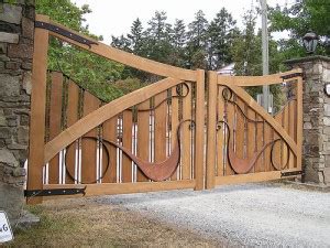 Cedar Driveway Gates - Cedar Sustainable Woodwork