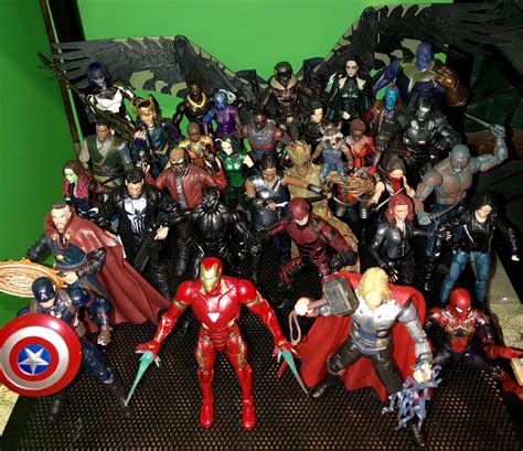Current MCU shelf : r/ActionFigures