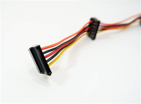Разветвитель питания SATA — 4x SATA длинна 40cm