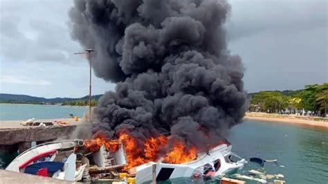 Orang Tewas Dalam Kebakaran Kapal Rombongan Cagub Maluku Utara