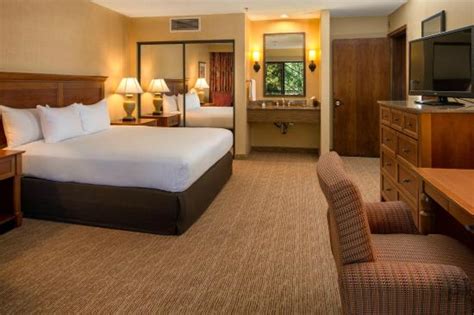 Doubletree by Hilton Seattle Airport $183 ($̶2̶0̶4̶) - UPDATED 2018 ...