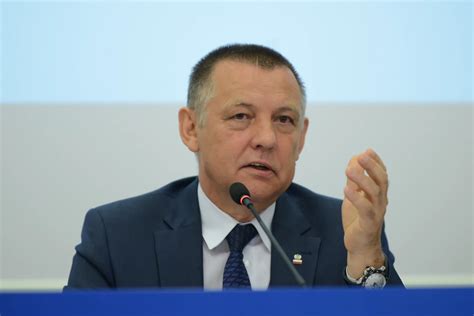 Jakub Bana Zawiadamia Prokuratur Chodzi O Fa Szywy Mail O