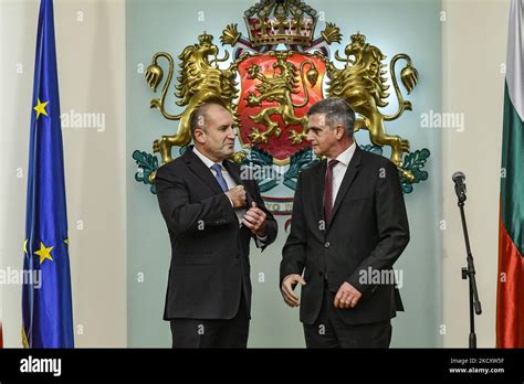 Bulgarian President Rumen Radev meets old prime minister Stefan Yanev ...