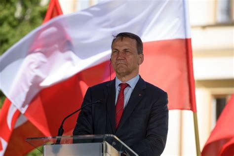 R Sikorski Niekt Rzy Ludzie Trumpa Rozumiej E Do Pokoju Nale Y