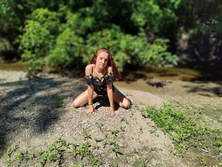 Sunflower Babe 9 Pics XHamster