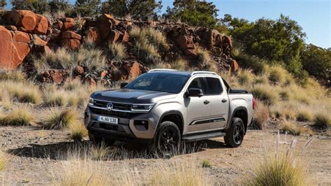 New 2023 VW Amarok Breaks Cover - Loaded 4X4