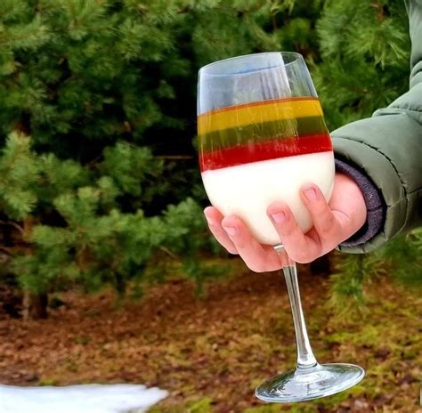 Pin by Lina Dol on Lietuva | Alcoholic drinks, Alcohol, Rose wine