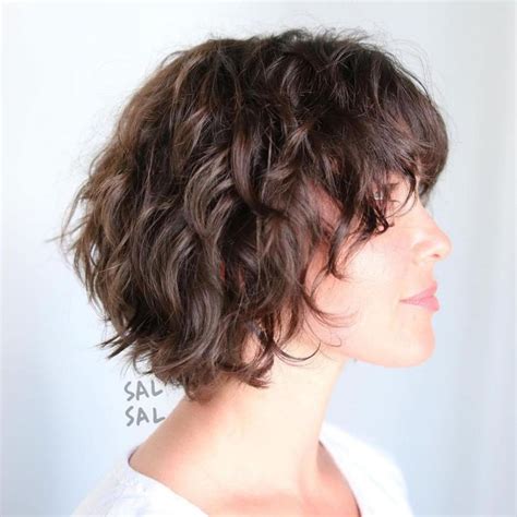 60 Short Shag Hairstyles For 2024 That You Simply Cant Miss Wavy Bob