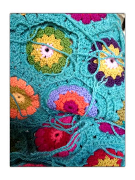 Ludgera S Life In A Heartbeat Crochet Rug Knitted Blankets Blanket