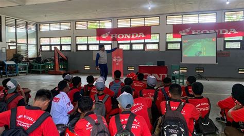 Astra Motor Papua Edukasi Generasi Muda Keselamatan Berkendara Portal