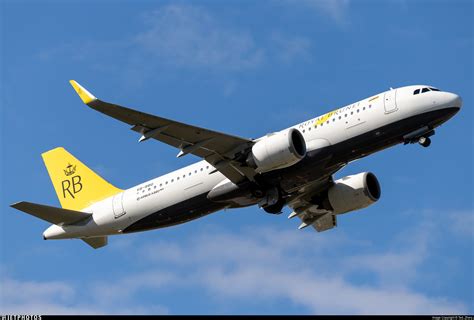 File Royal Brunei Airlines Boeing 767 300ER V8 RBG HKG 40 OFF