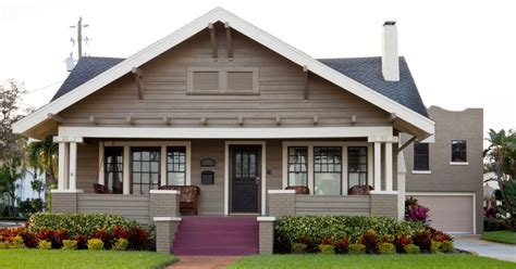 7 Bungalow House Exterior Colors You'll Love | Island Paints