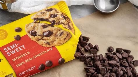 The Best And Worst Chocolate Chips On Store Shelves Based On Reviews