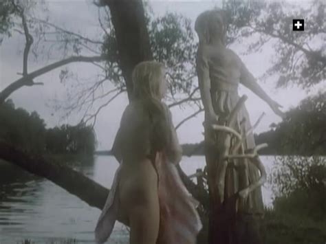 Nude Video Celebs Eva Vejmelkova Nude Penelopy