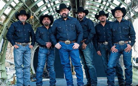 Grupo Intocable Anuncia Concierto Gratis En Monumento A La Revoluci N