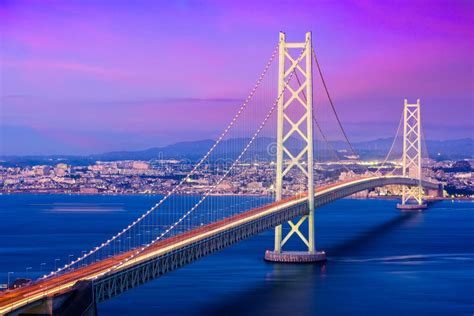 Ponte De Akashi Kaikyo Em Japão Foto De Stock Imagem De Aéreo