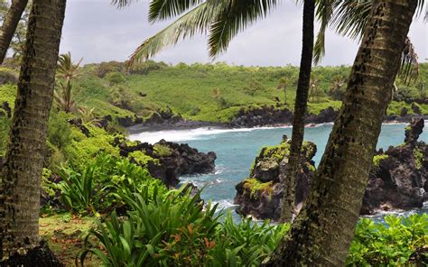 Waianapanapa State Park Photos, Map & Directions