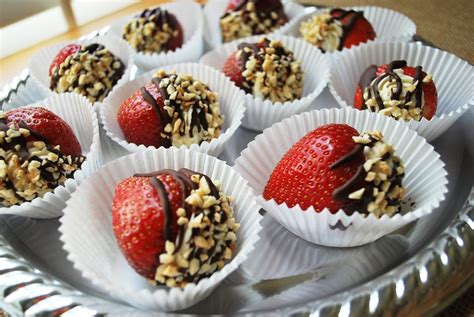 Perfect Party Dessert | Strawberry Recipes | POPSUGAR Food Photo 48