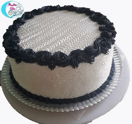 Bolo Preto E Branco Chantilly - Ideias de bolo decorado com chantilly | Bolos decorados com chantilly ...