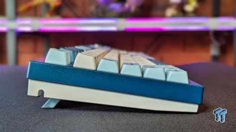 Montech MKey Freedom Mechanical Keyboard Review