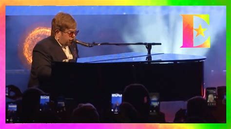 Elton John - I'm Still Standing Chords - Chordify