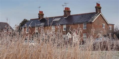 Houses On Henfield Common Sussex © Ian Cunliffe Geograph Britain