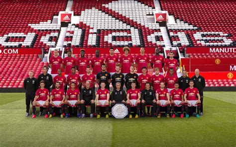 Manchester United Finally Release Latest Team Photo And There S No