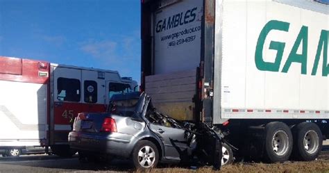 Male Driver Killed After Car Rear Ends Truck On Hwy 401 In Pickering