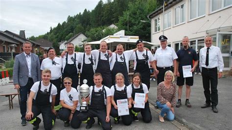 Doppelsieg F R Helmighausen Beim Feuerwehrtag In Orpethal