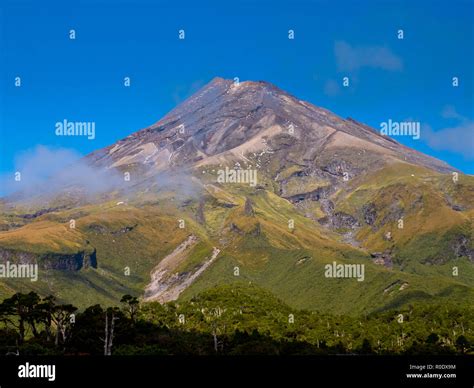 New Zealand Volcano Landscape Background Stock Photo - Alamy