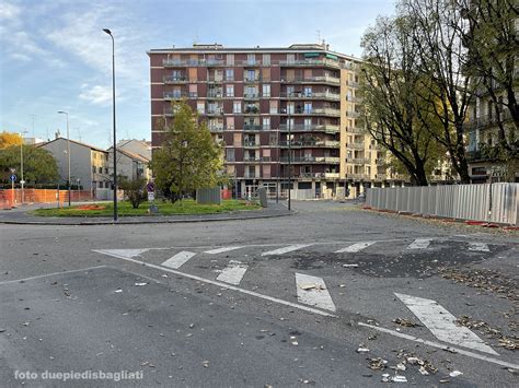 Milano Lorenteggio Cantiere Parcheggio Interrato Di Largo